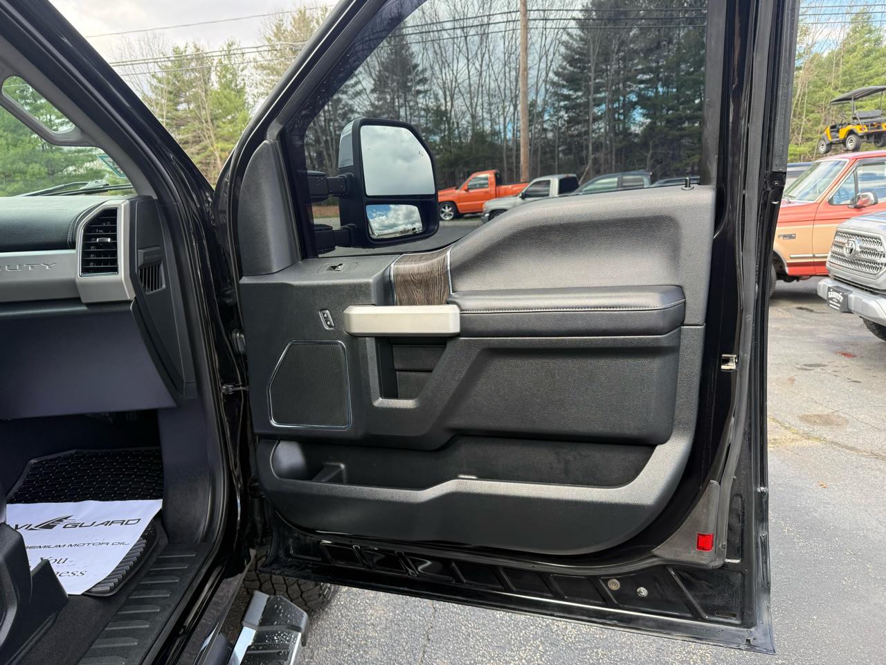 Ford Super Duty F-350 SRW  2021