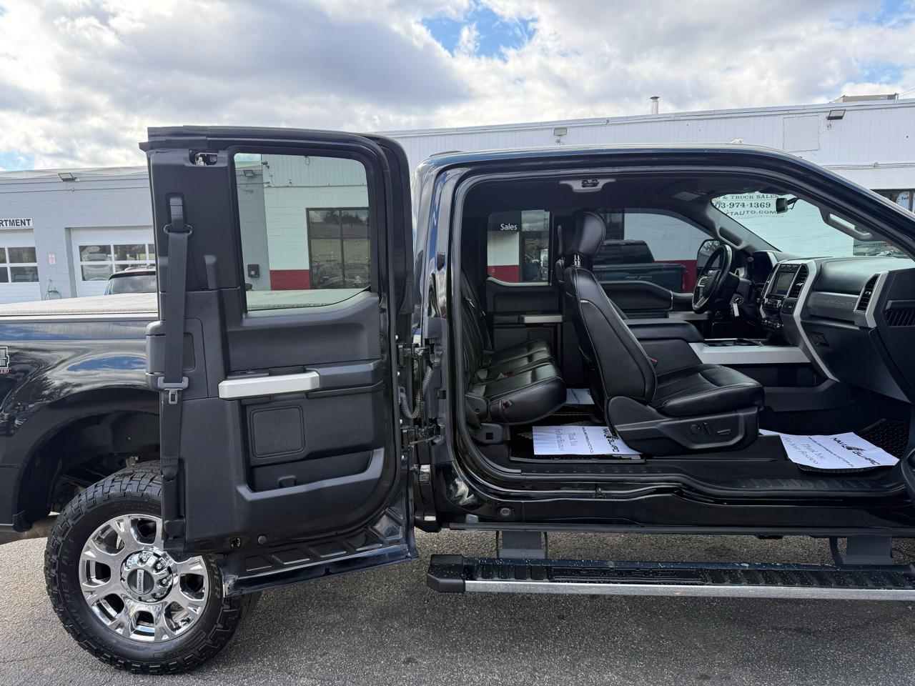 Ford Super Duty F-350 SRW  2021