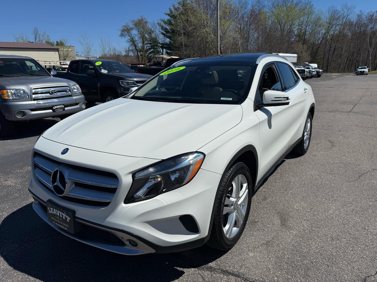 Mercedes-Benz GLA  2016