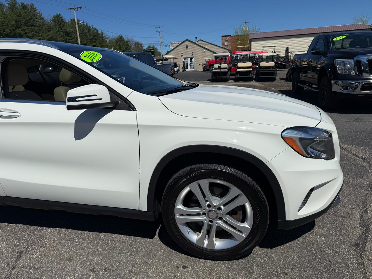 Mercedes-Benz GLA  2016