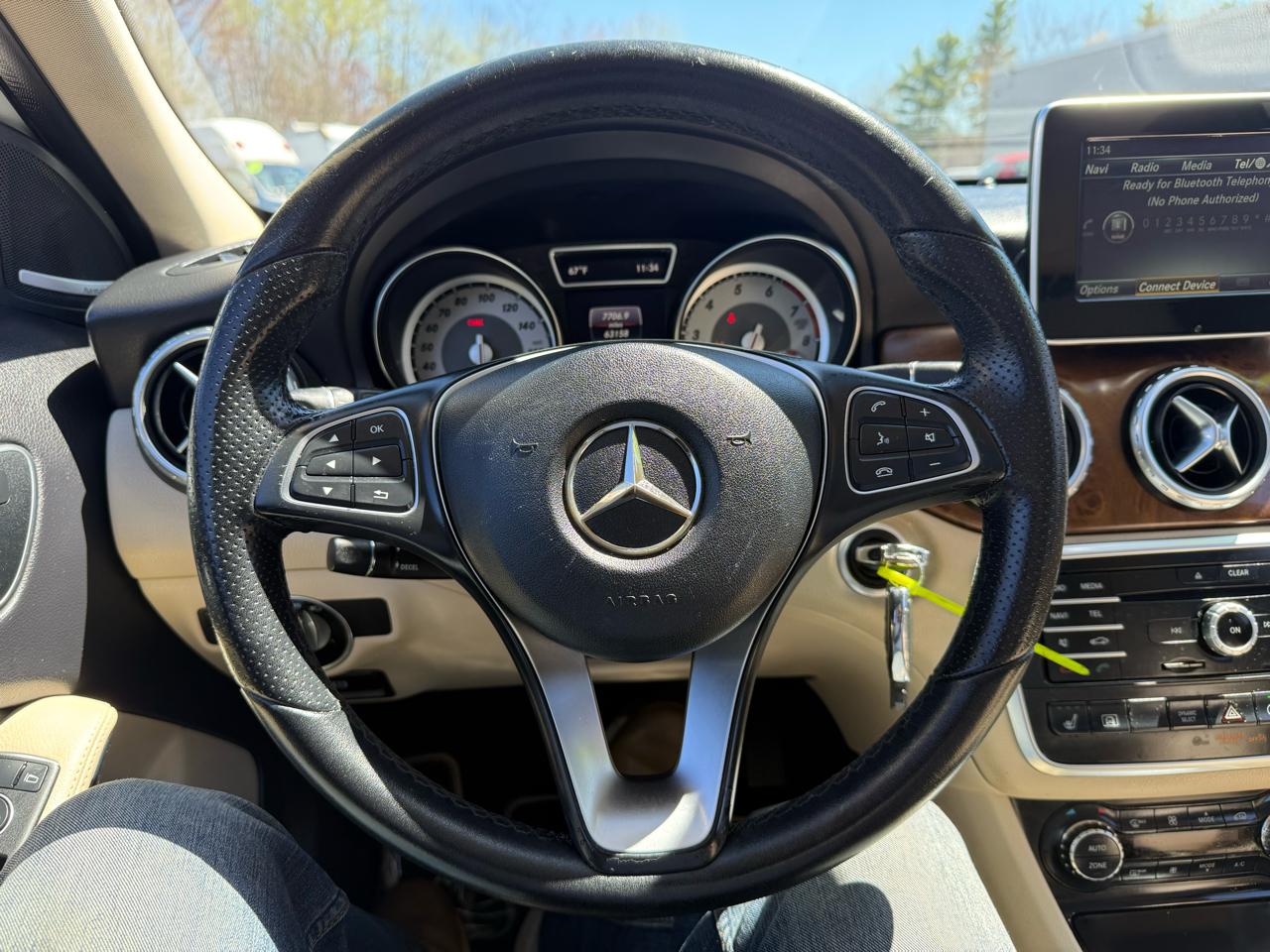 Mercedes-Benz GLA  2016