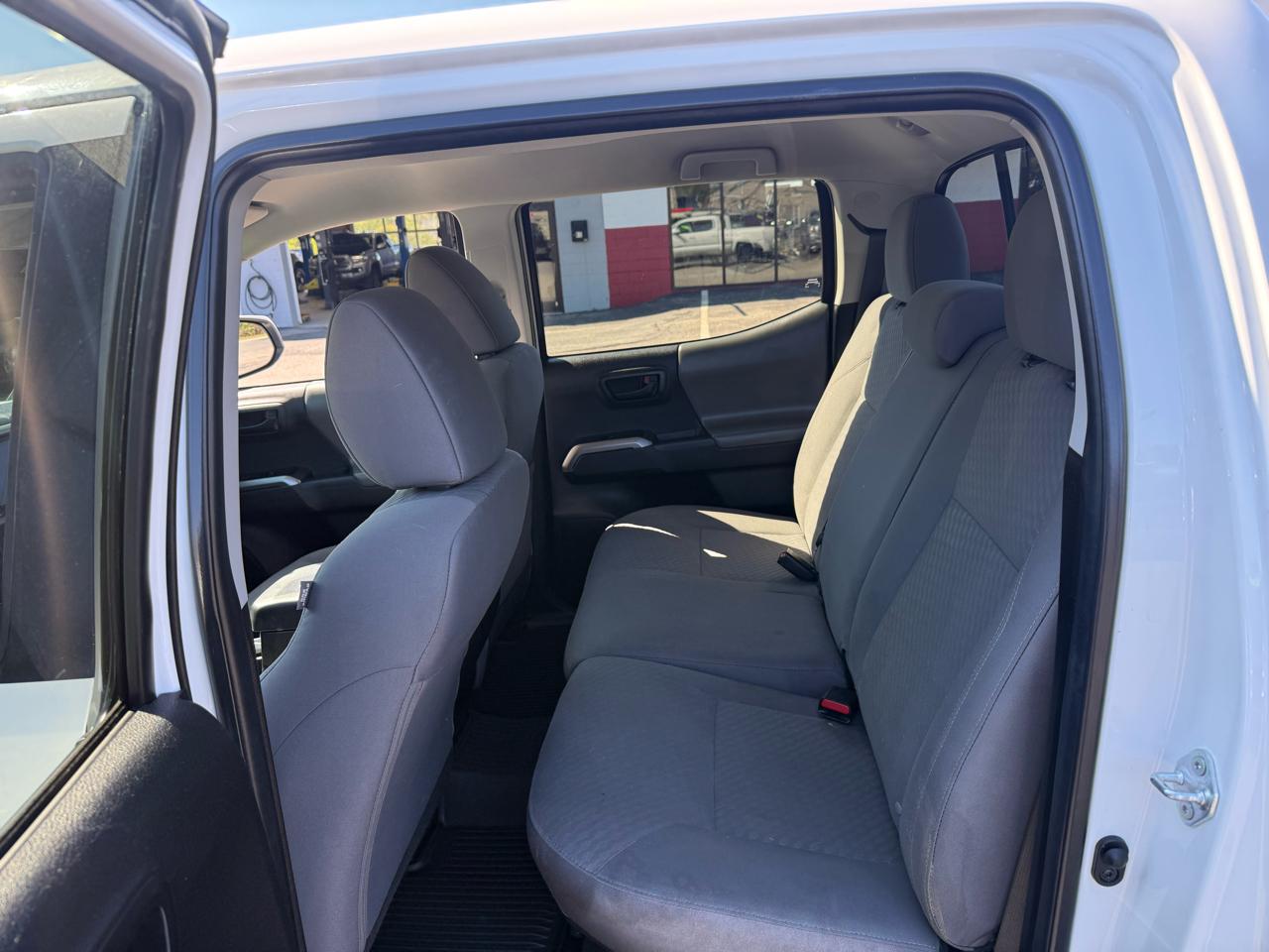 Toyota Tacoma 4WD  2022