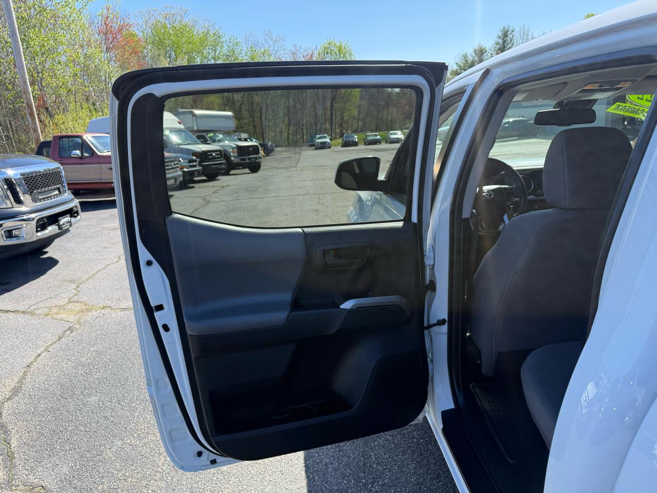 Toyota Tacoma 4WD  2022