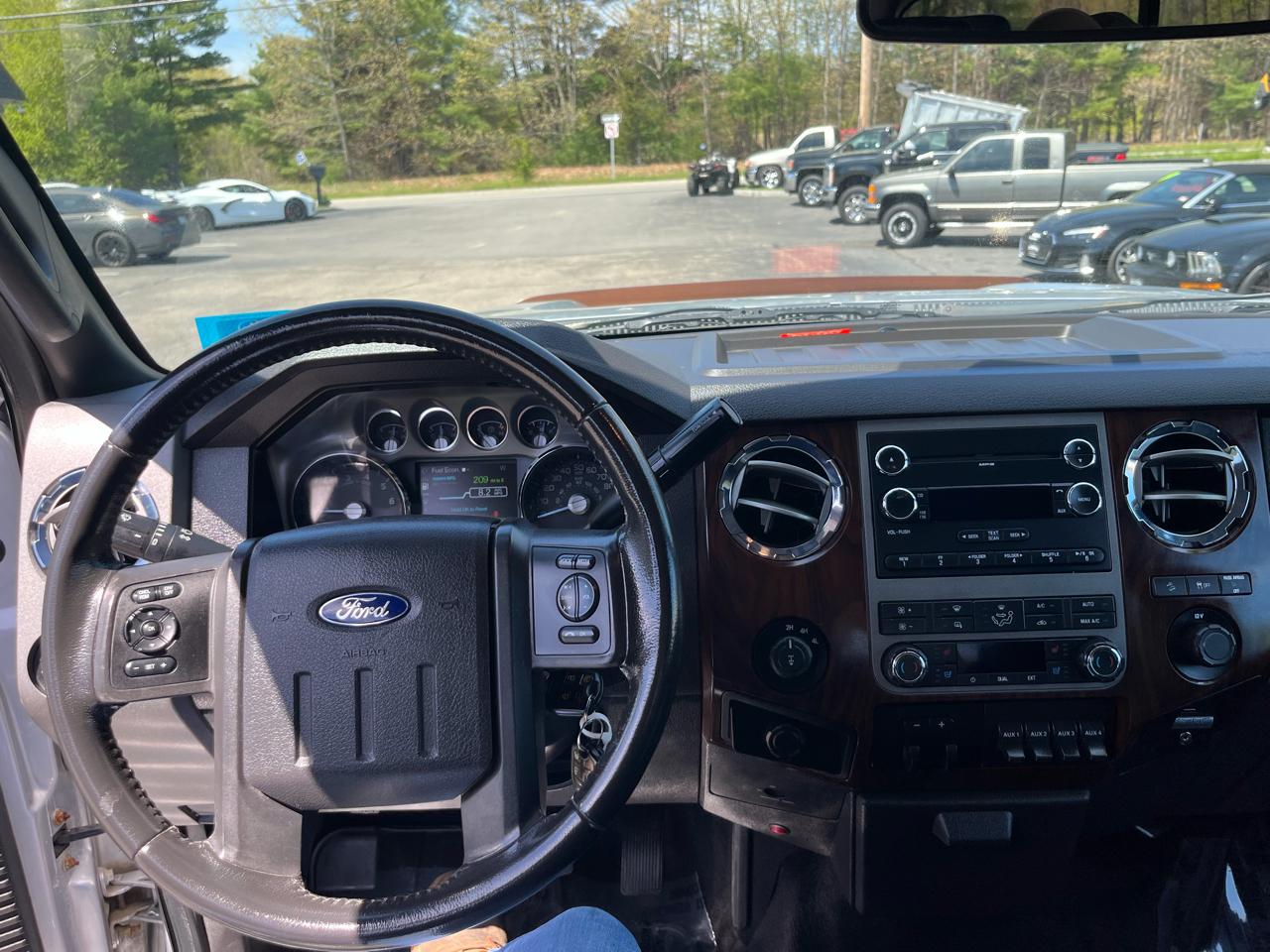 Ford Super Duty F-250 SRW  2011