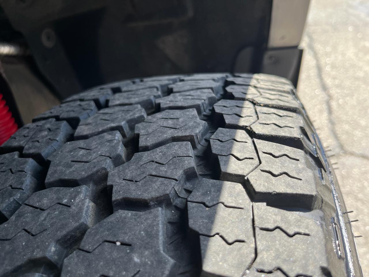 Ford Super Duty F-250 SRW  2011
