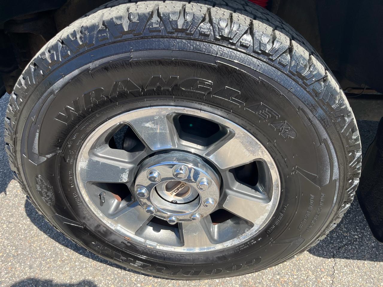 Ford Super Duty F-250 SRW  2011