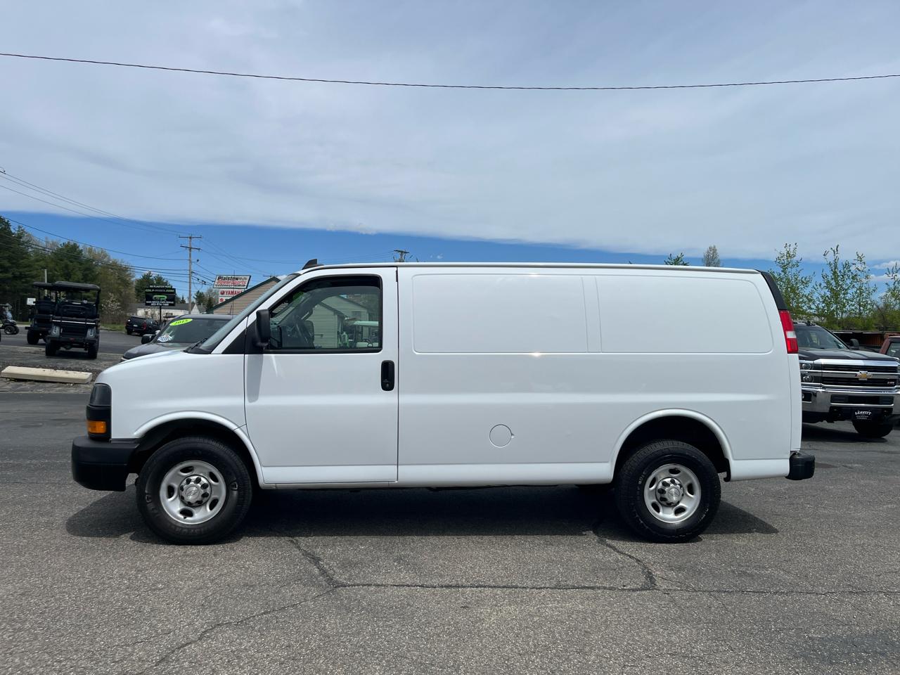 Chevrolet Express Cargo Van RWD 2500 135" 2018