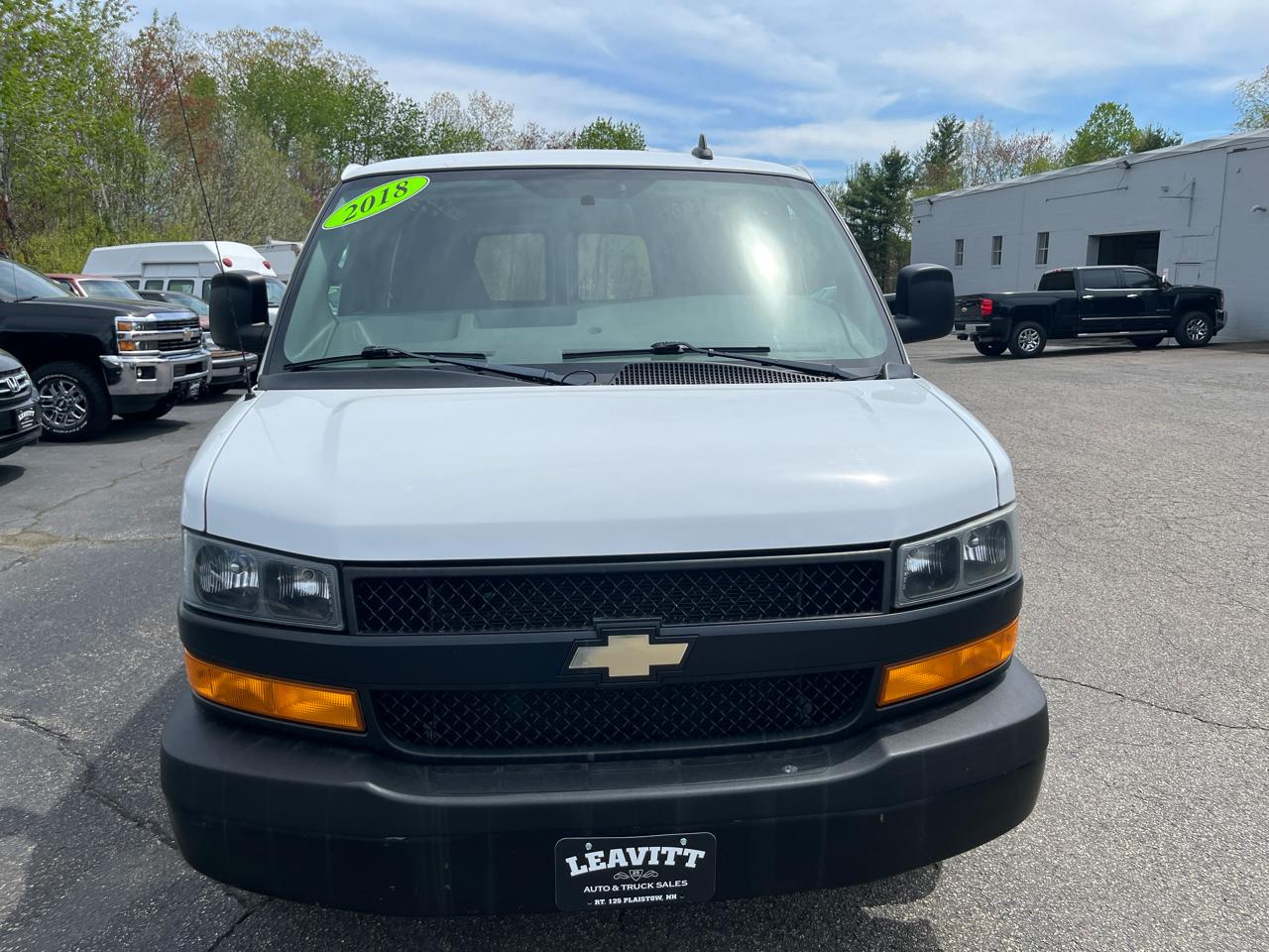 Chevrolet Express Cargo Van RWD 2500 135" 2018
