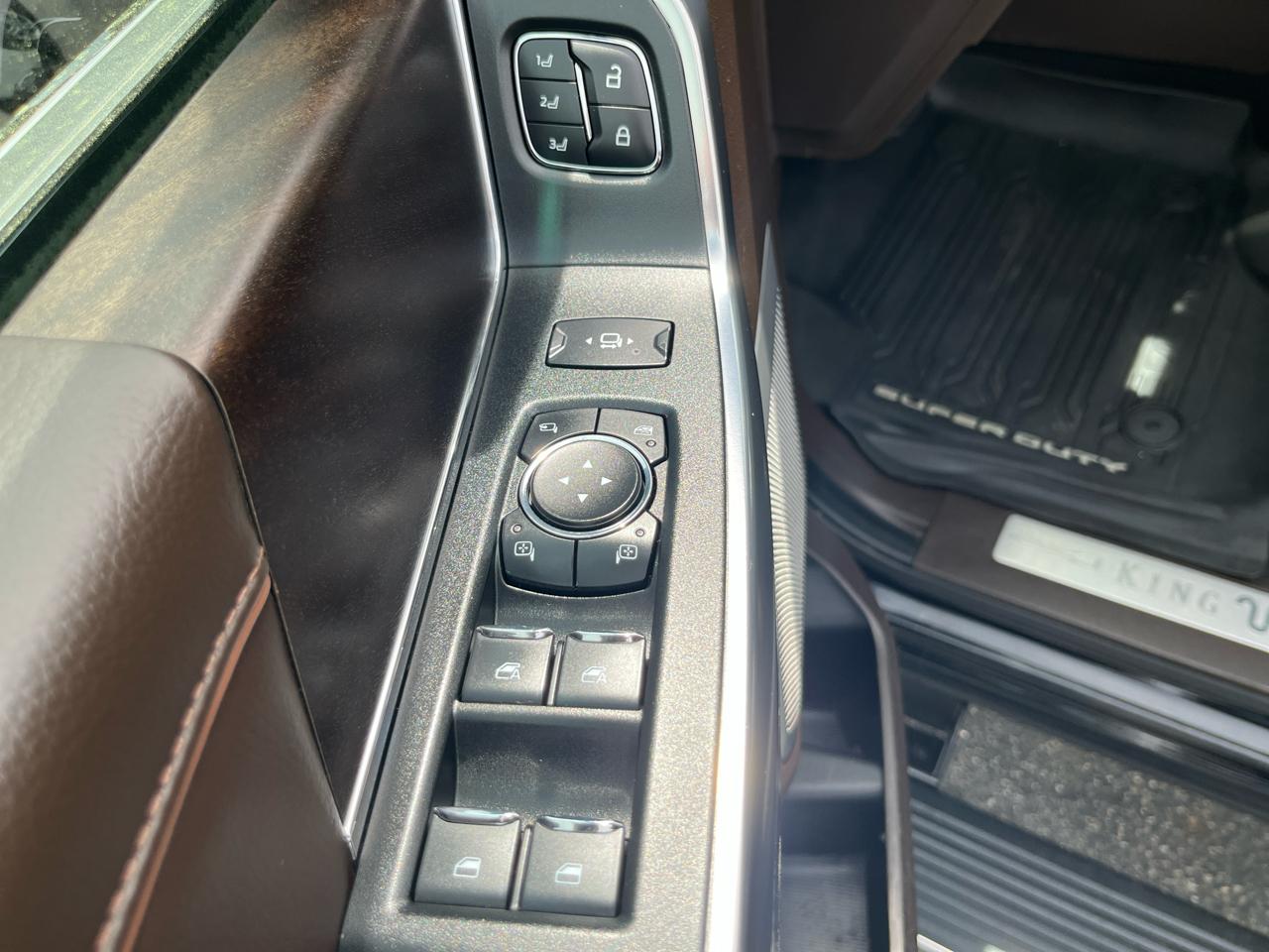 Ford Super Duty F-350 SRW  2024