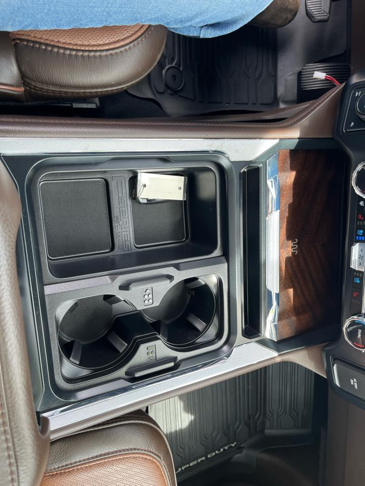 Ford Super Duty F-350 SRW  2024