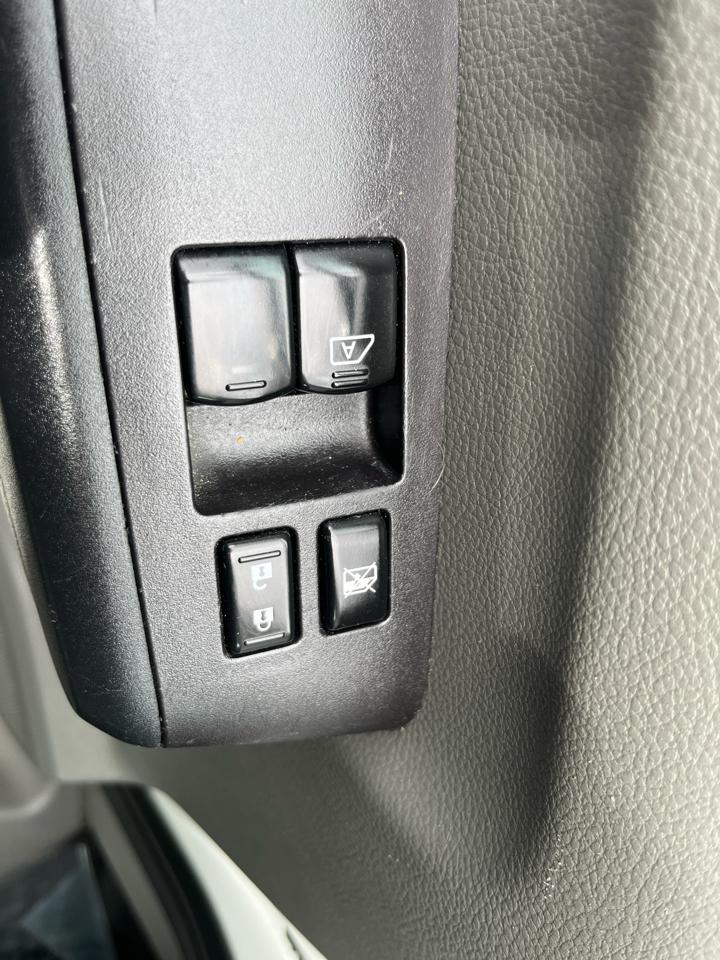 Nissan NV Standard Roof 1500 V6 S 2016