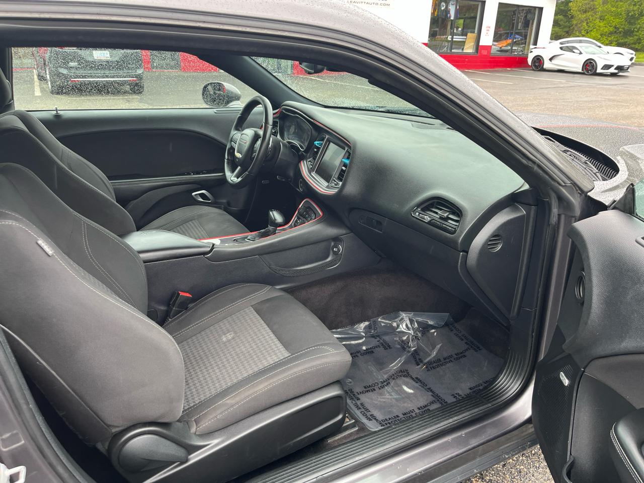 Dodge Challenger 2dr Cpe R/T 2016
