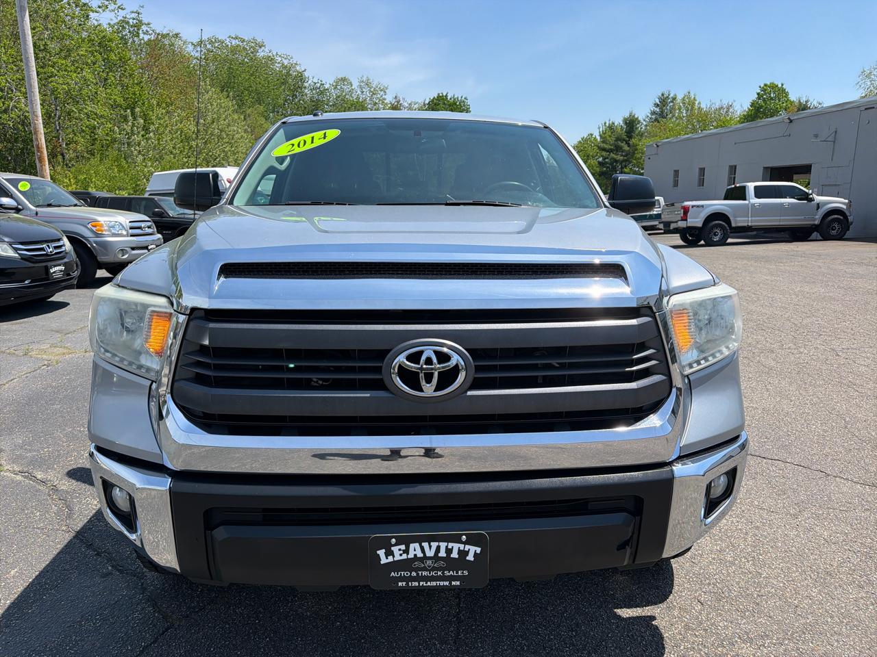 Toyota Tundra 4WD Truck  2014
