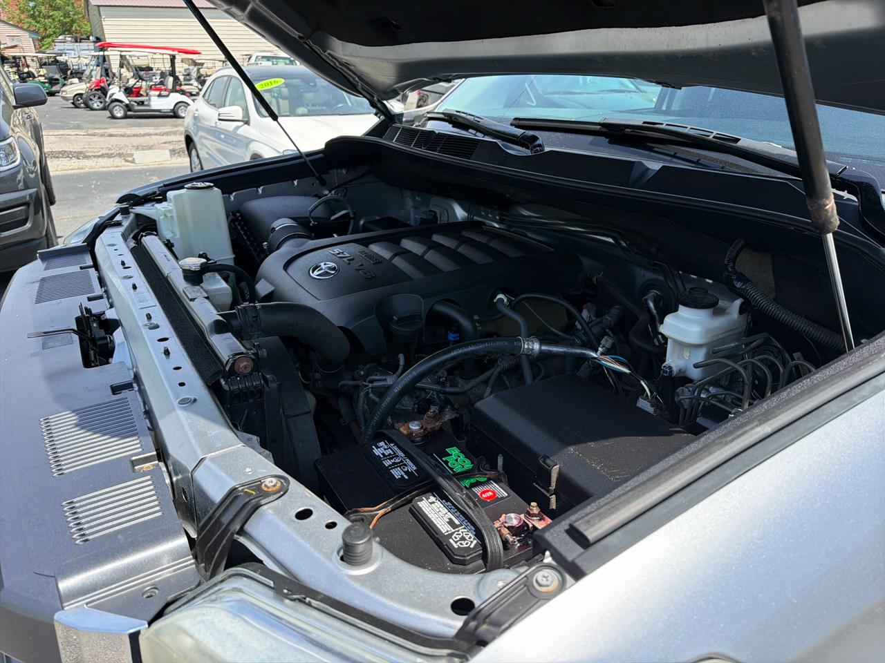 Toyota Tundra 4WD Truck  2014