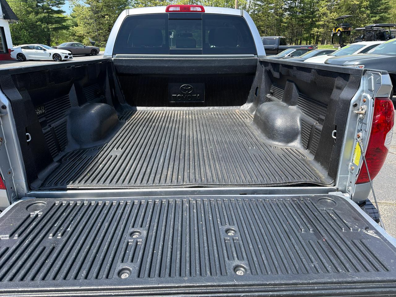 Toyota Tundra 4WD Truck  2014