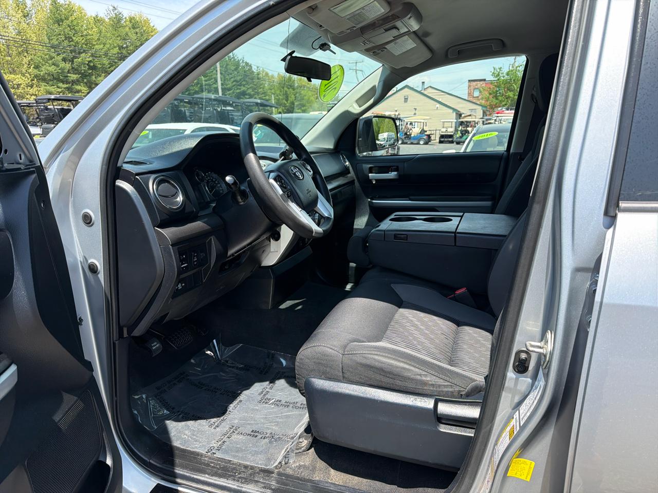 Toyota Tundra 4WD Truck  2014