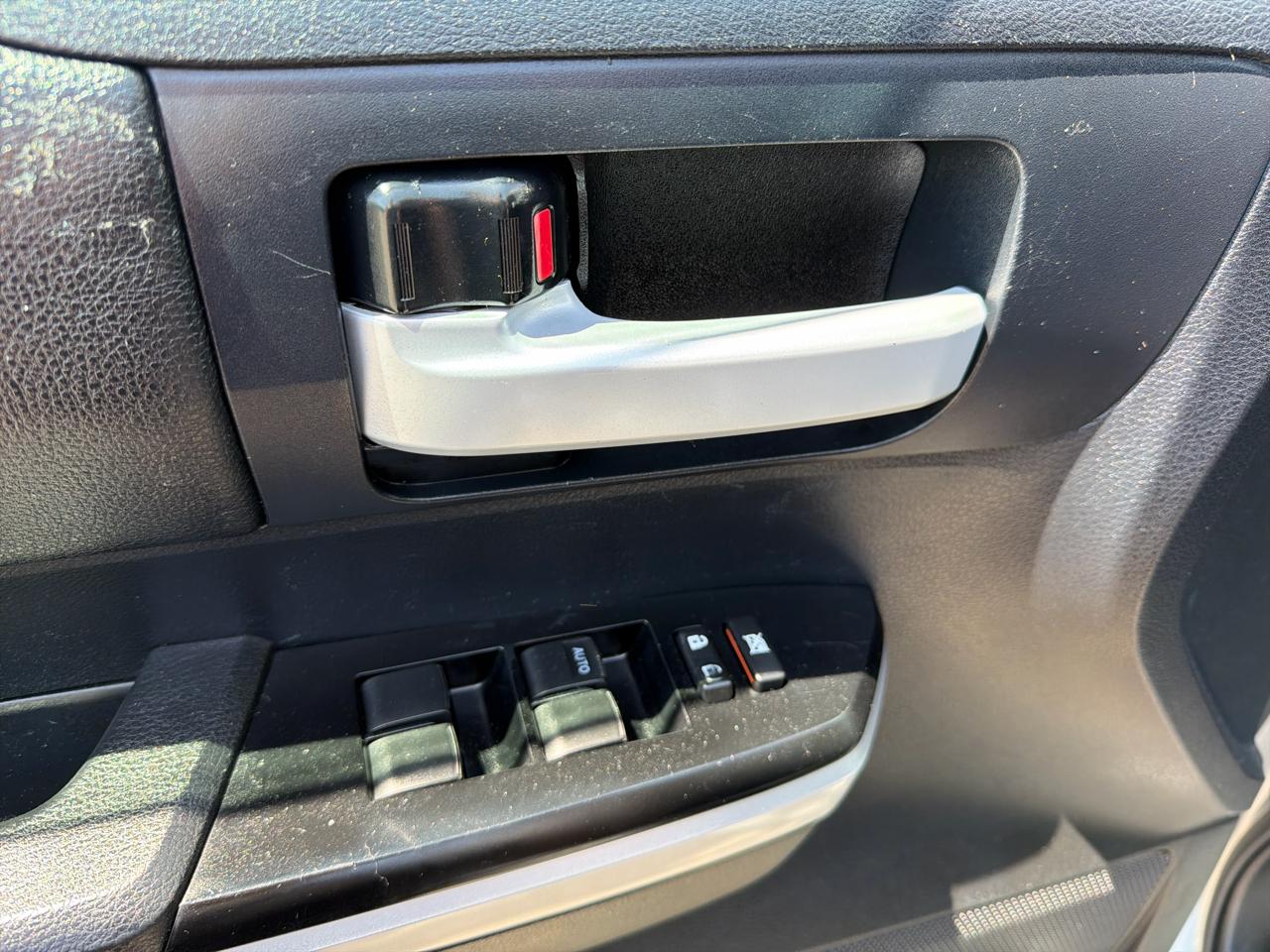 Toyota Tundra 4WD Truck  2014