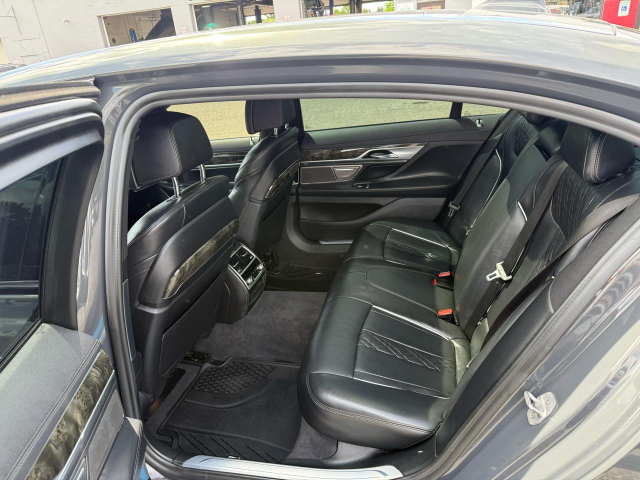 BMW 7 Series  2022