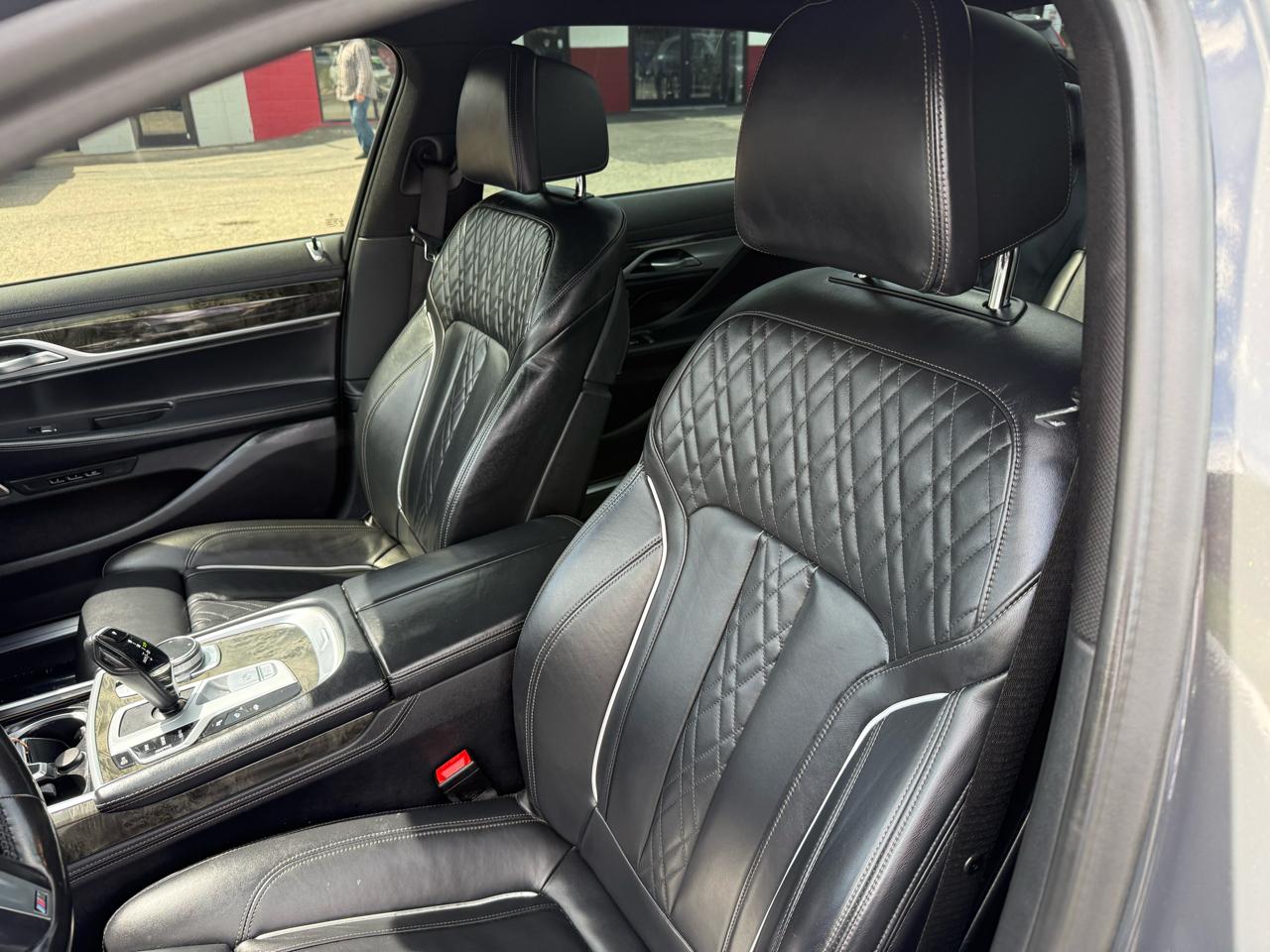 BMW 7 Series  2022