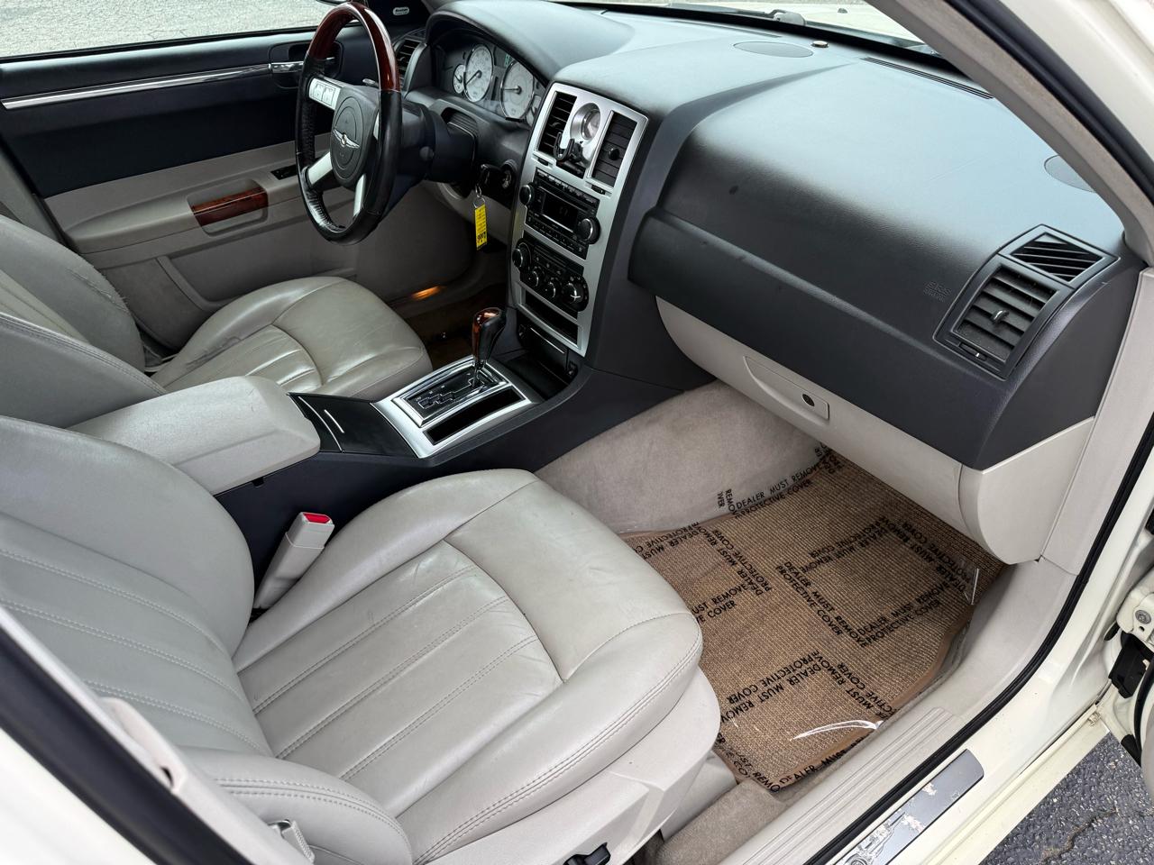 Chrysler 300  2006