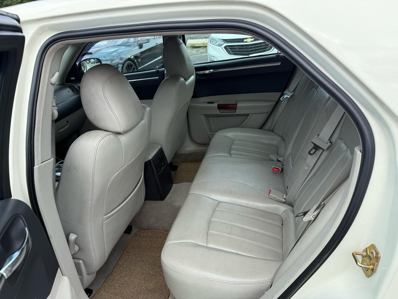 Chrysler 300  2006