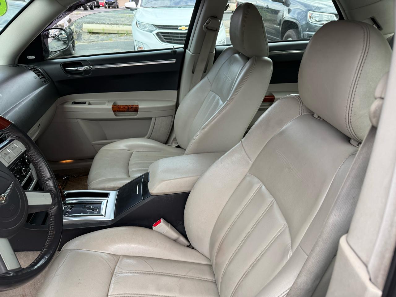 Chrysler 300  2006
