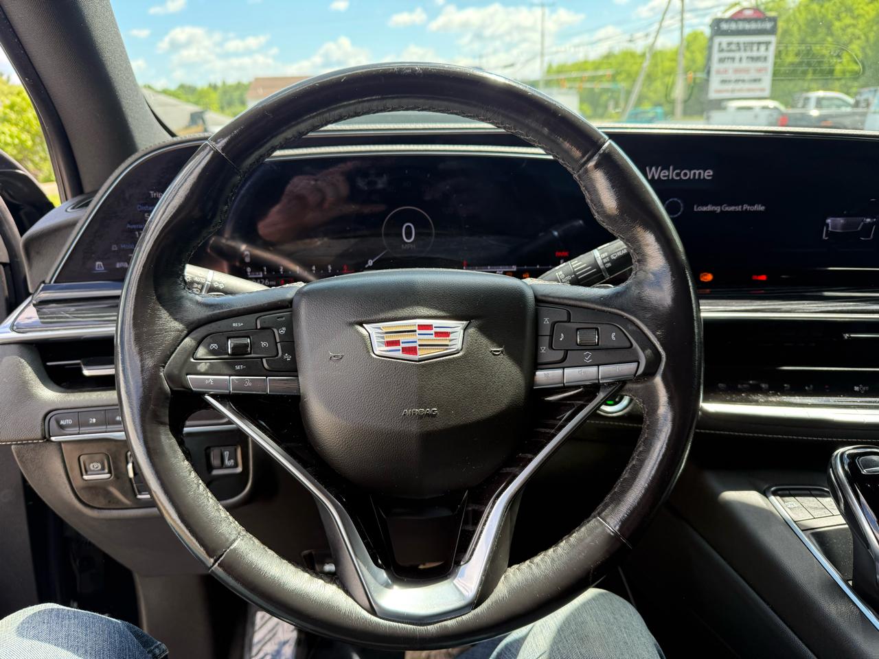 Cadillac Escalade  2022