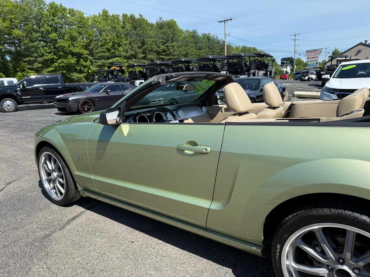 Ford Mustang  2005
