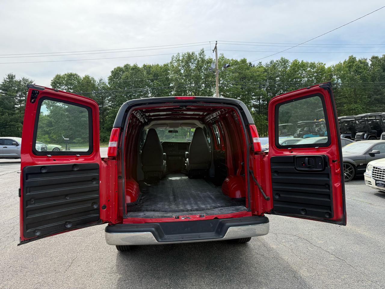 Chevrolet Express Cargo Van  2022