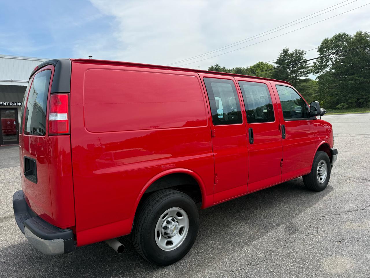 Chevrolet Express Cargo Van  2022