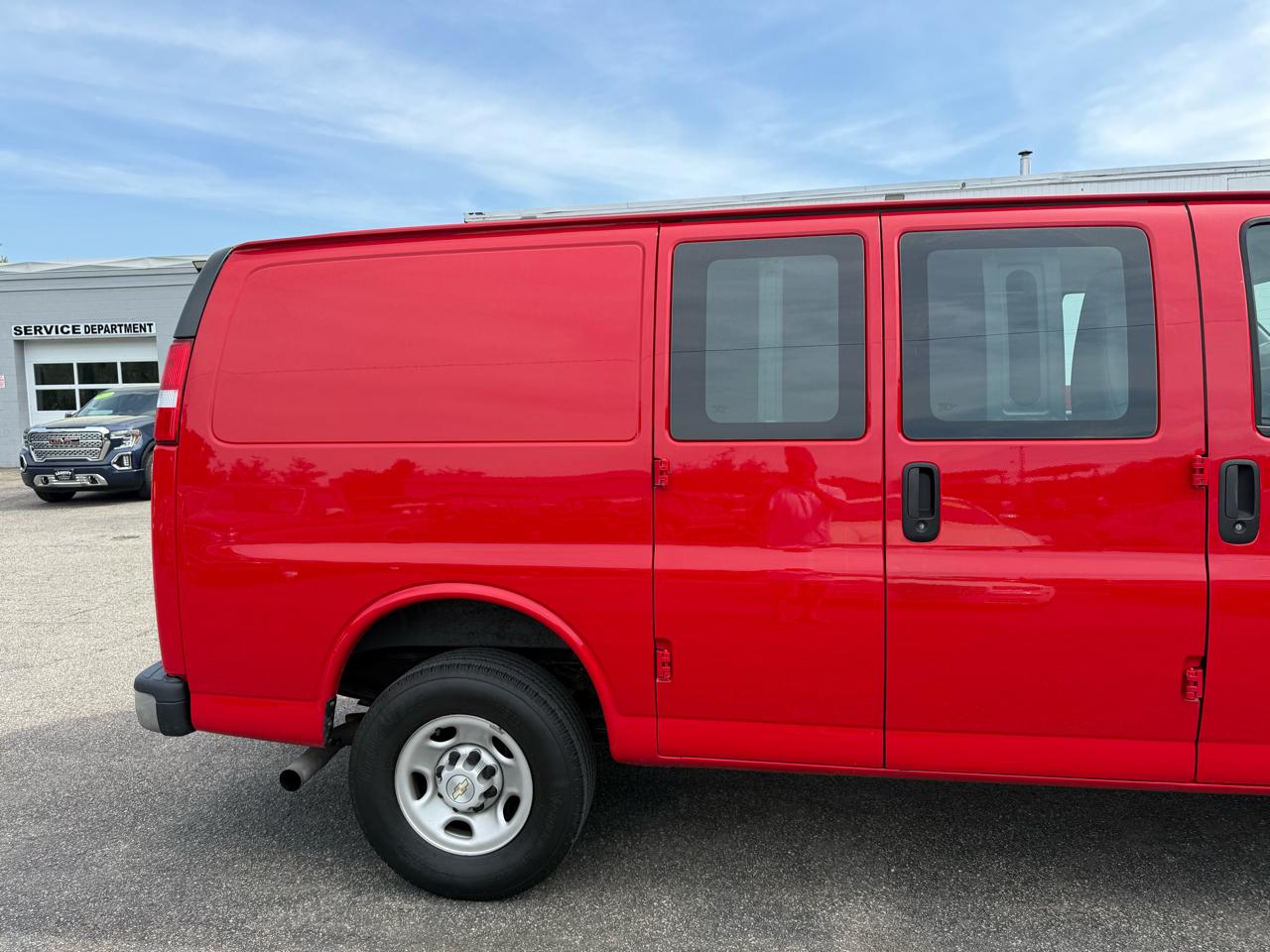 Chevrolet Express Cargo Van  2022