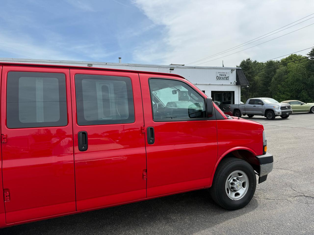 Chevrolet Express Cargo Van  2022
