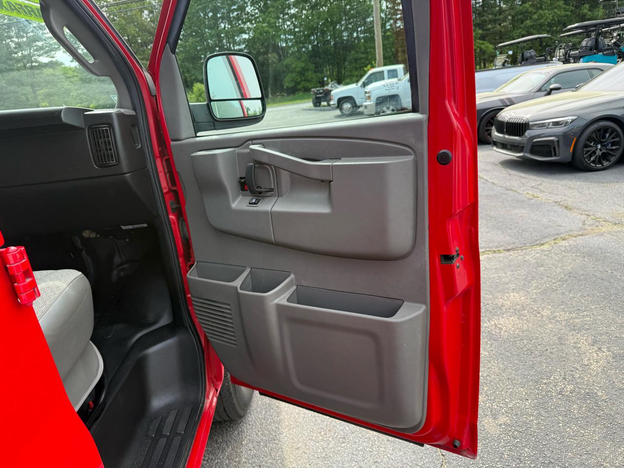 Chevrolet Express Cargo Van  2022
