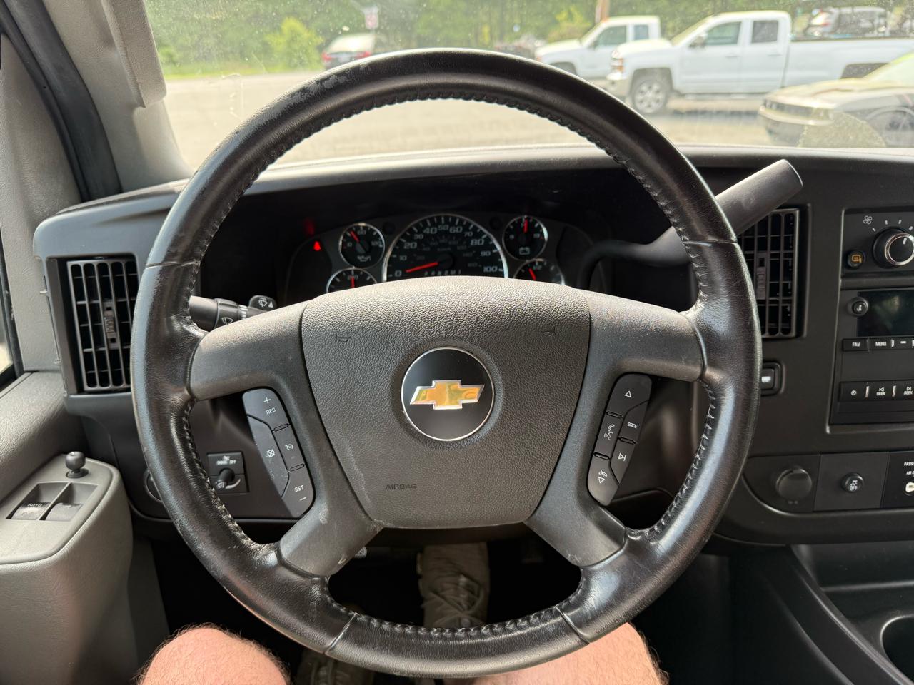 Chevrolet Express Cargo Van  2022