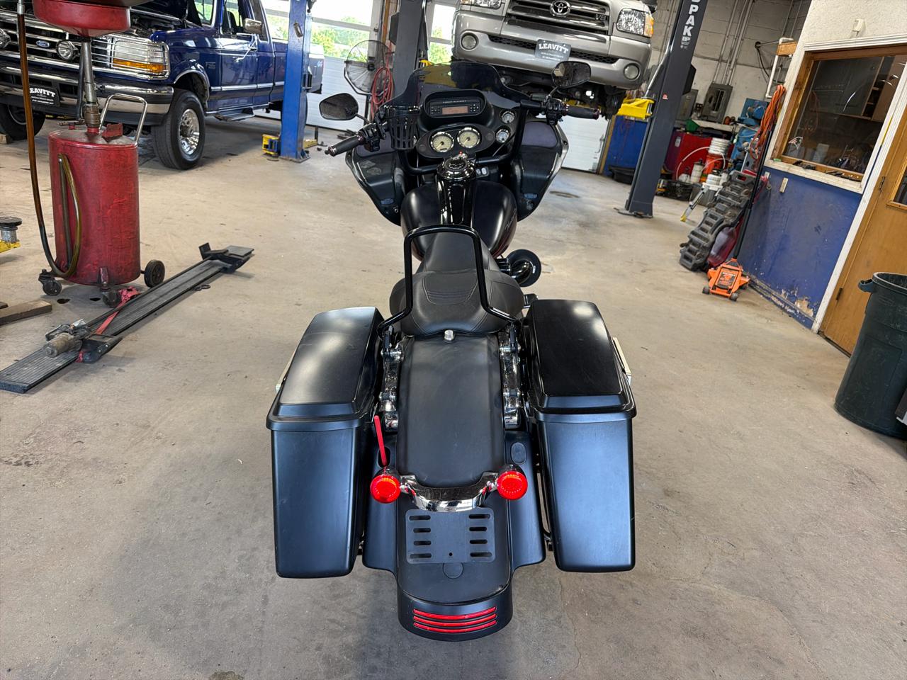 Harley-Davidson Road Glide Custom  2012