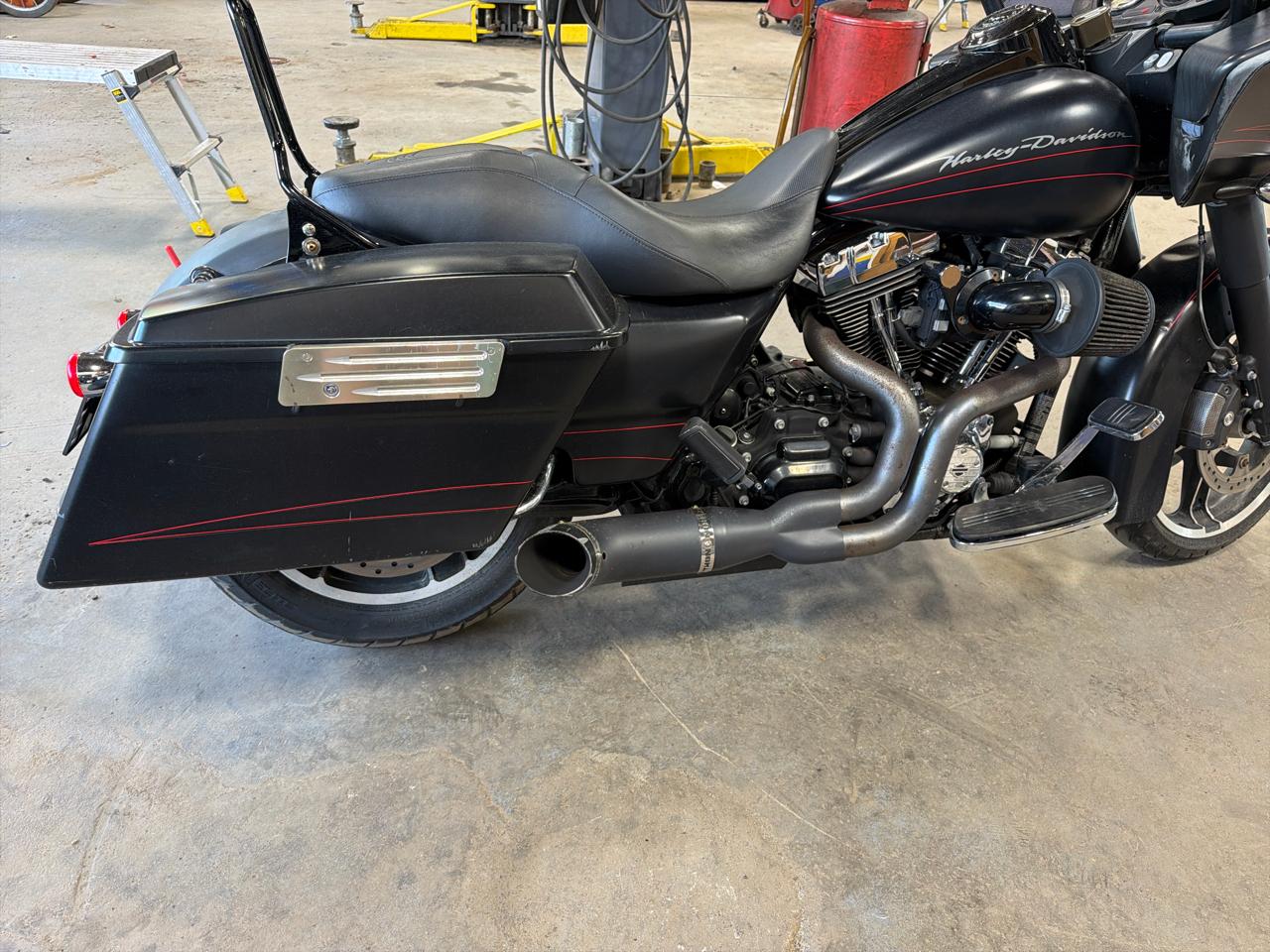 Harley-Davidson Road Glide Custom  2012