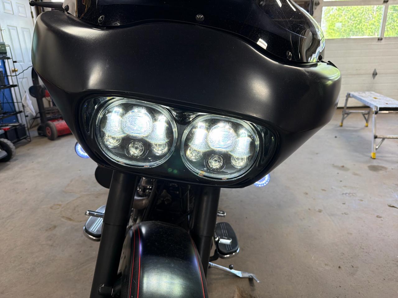 Harley-Davidson Road Glide Custom  2012