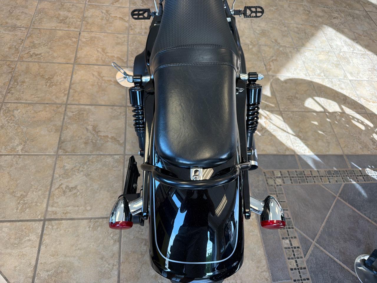 Harley-Davidson Dyna Wide Glide  2017
