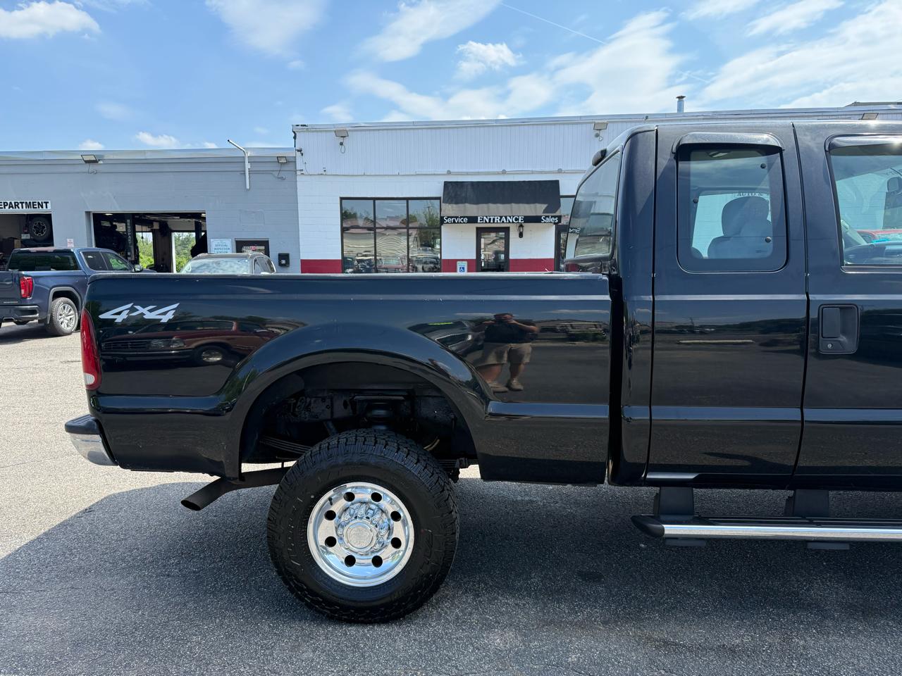 Ford Super Duty F-350 SRW  2004