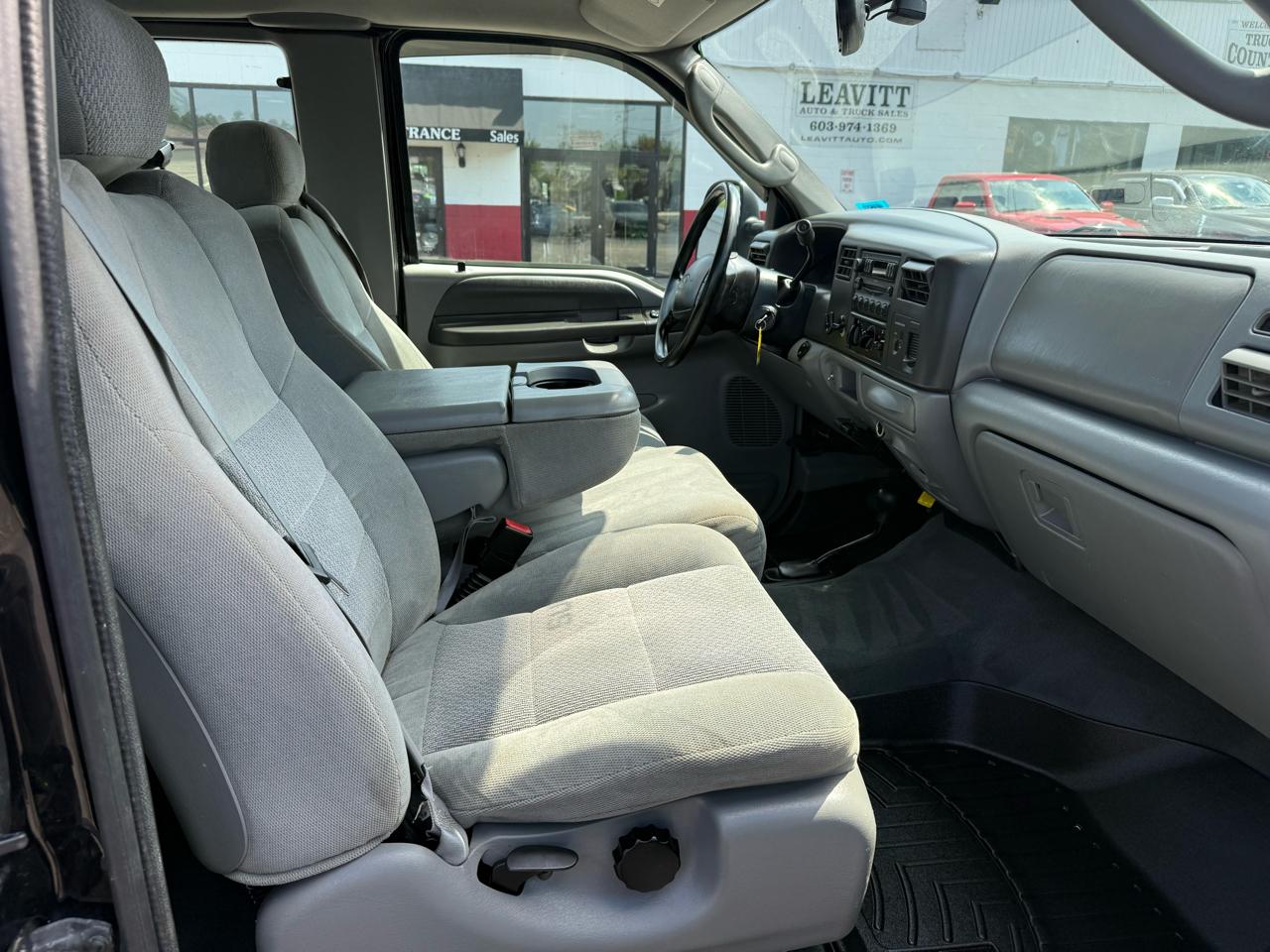 Ford Super Duty F-350 SRW  2004