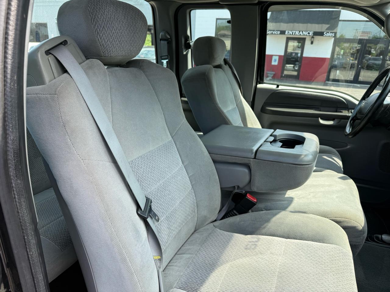 Ford Super Duty F-350 SRW  2004