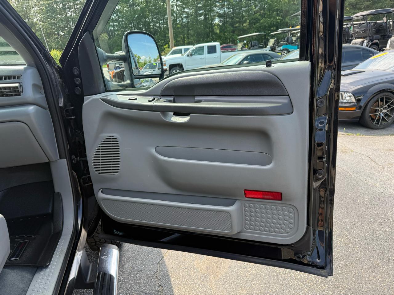 Ford Super Duty F-350 SRW  2004