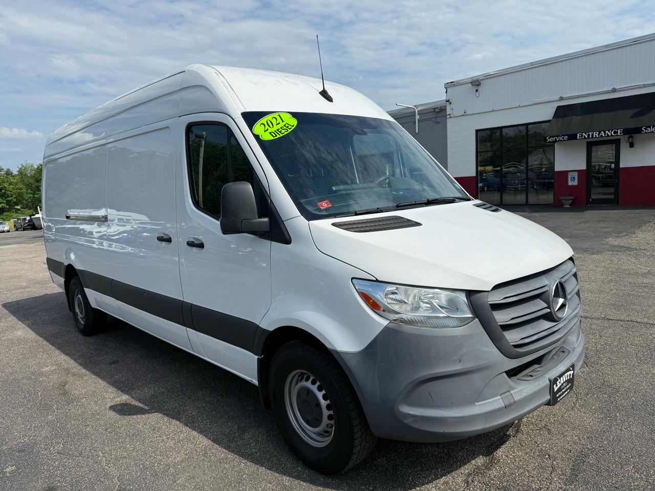 Mercedes-Benz Sprinter Cargo Van  2021