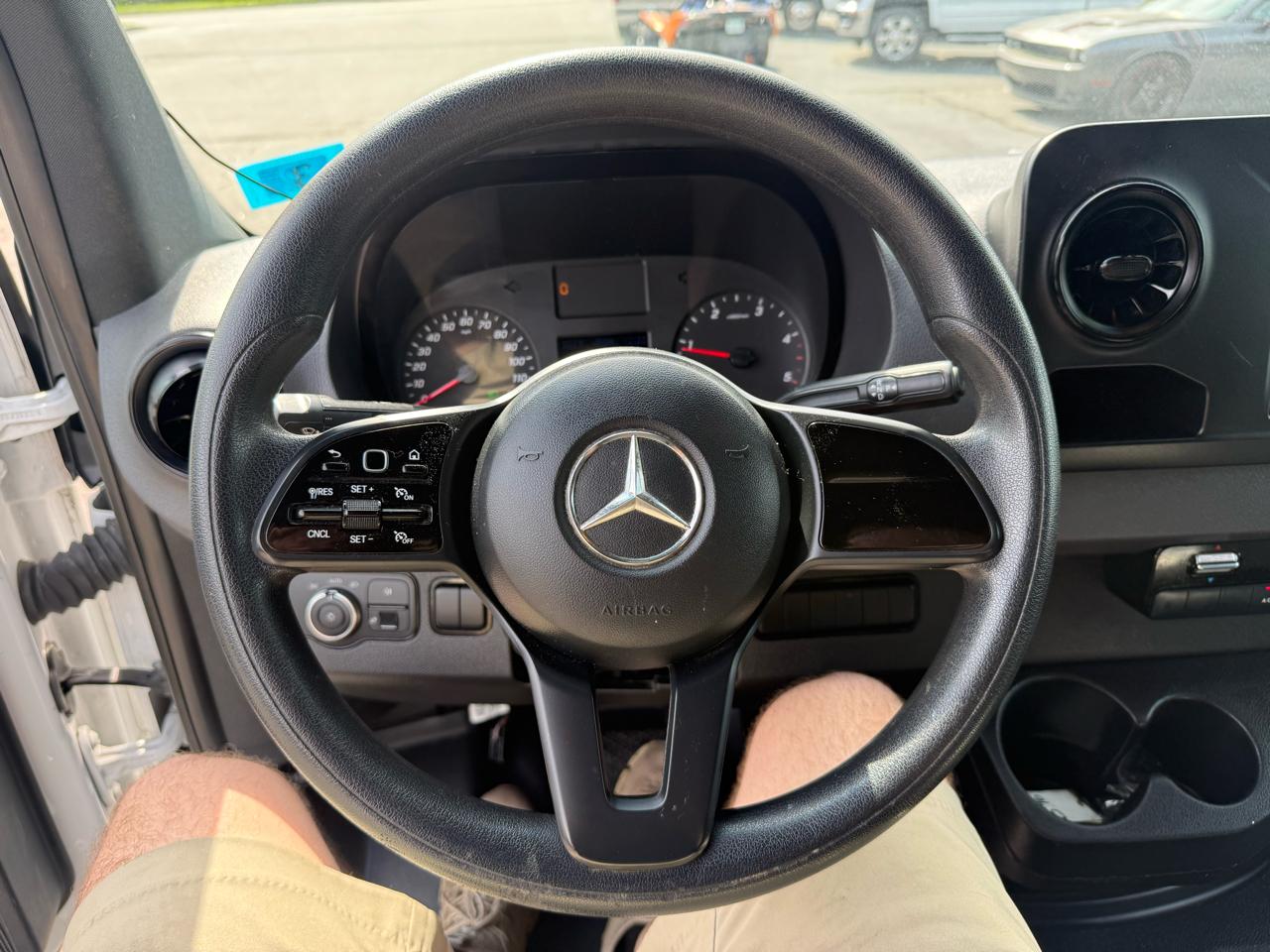 Mercedes-Benz Sprinter Cargo Van  2021