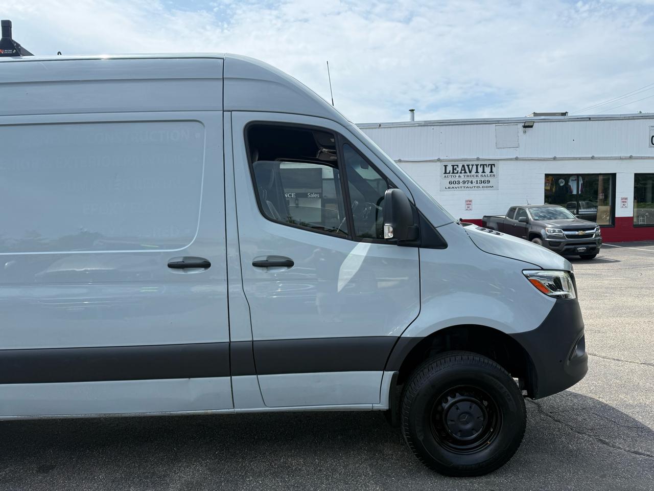 Mercedes-Benz Sprinter Van  2022