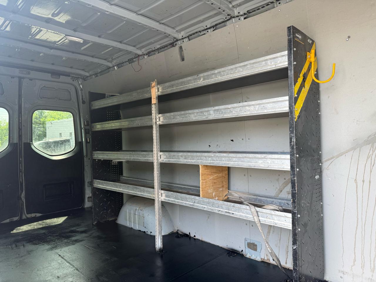 Mercedes-Benz Sprinter Van  2022
