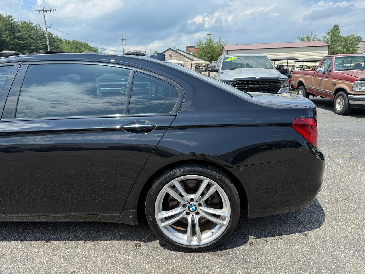 BMW 7 Series  2013