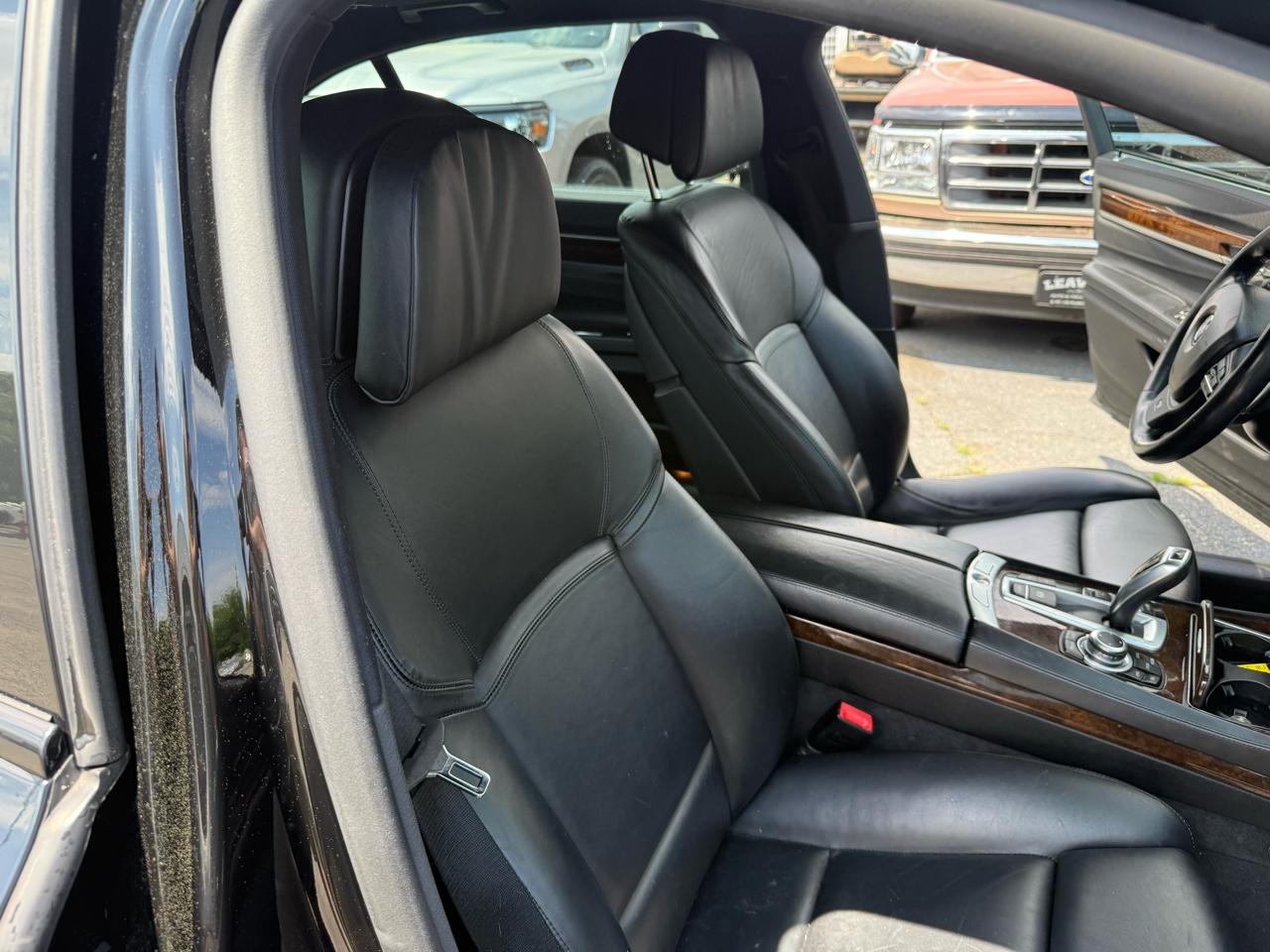 BMW 7 Series  2013