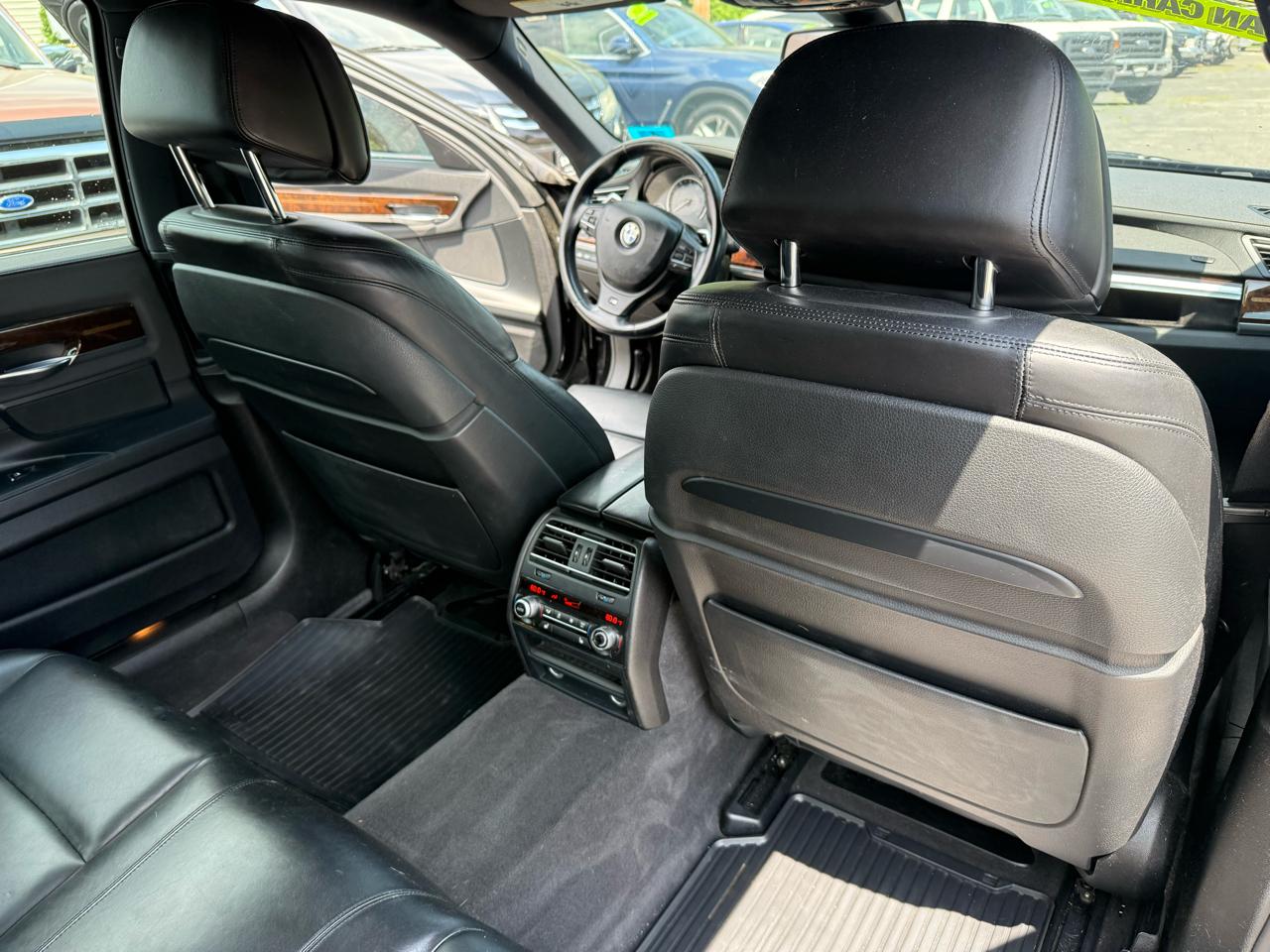 BMW 7 Series  2013