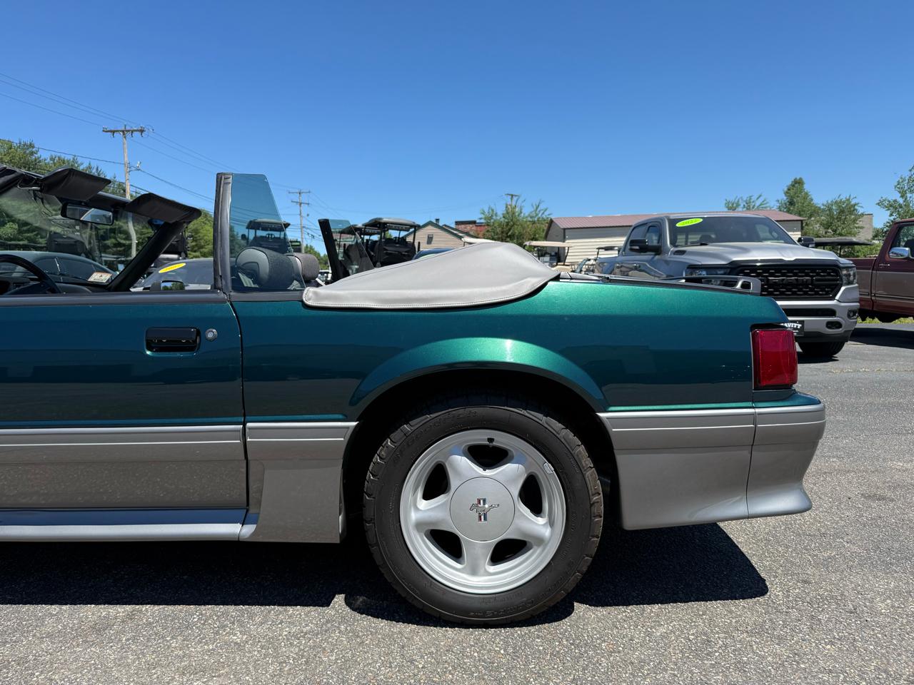 Ford Mustang  1992